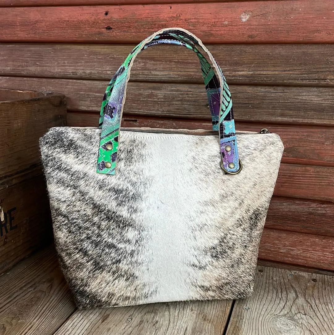 029 Feed Bag - Brindle w/ 90's Party