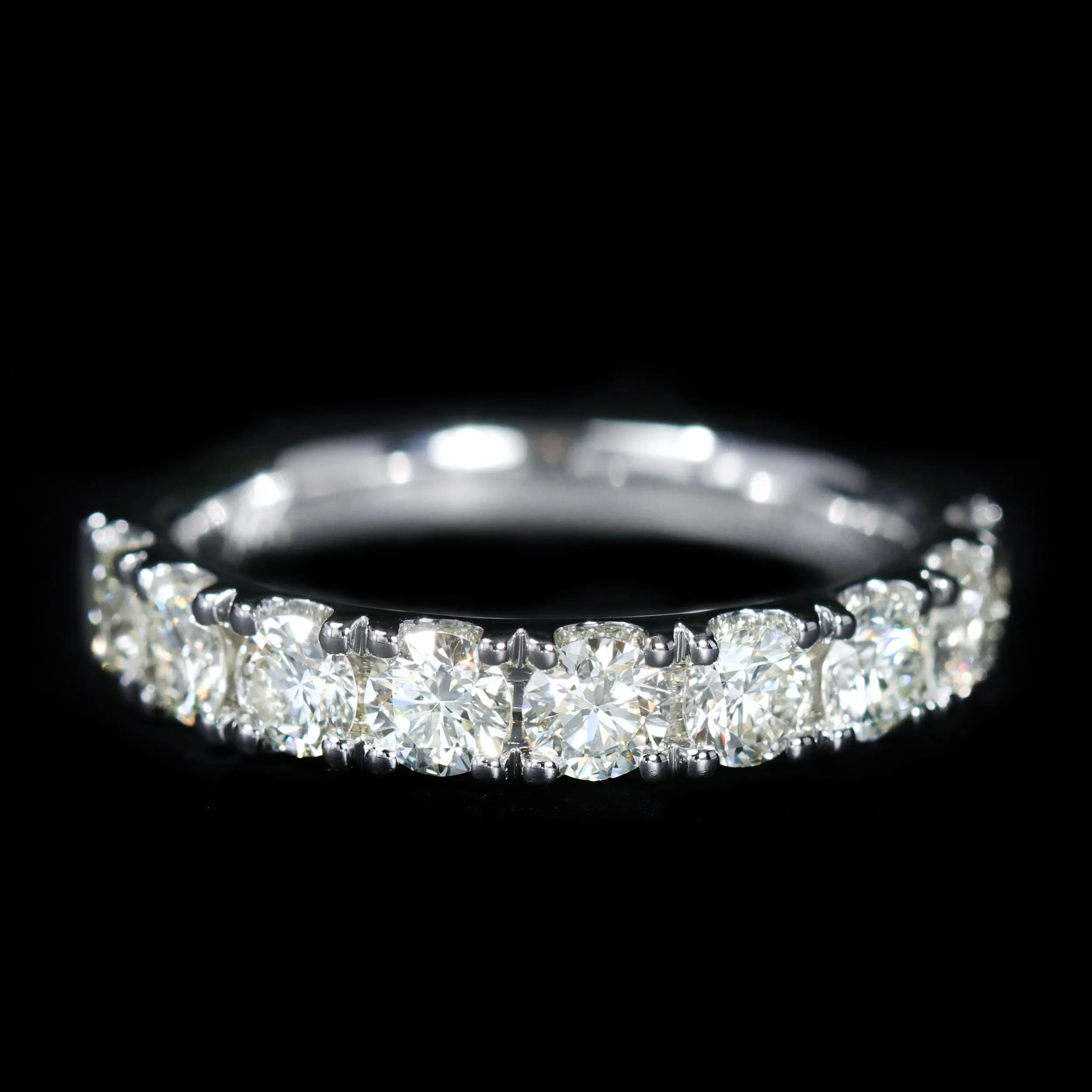 14K White Gold 1.50 CTW Diamond Band