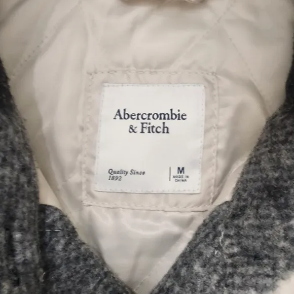 Abercrombie and Fitch Oversized Soft Plaid Flannel Shacket with Flap Pockets. M