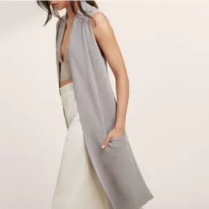 Aritzia Womens Medium Wilfred Dunkirk Sweater Long Line Vest