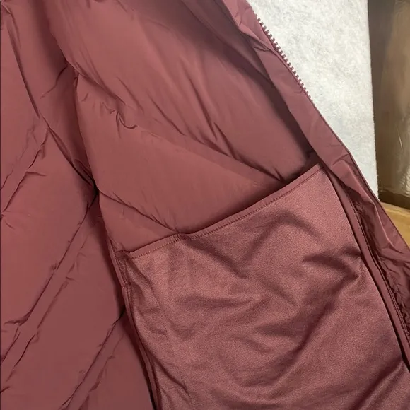 Athleta Inlet down filled puffer quilted jacket coat warm winter plus size