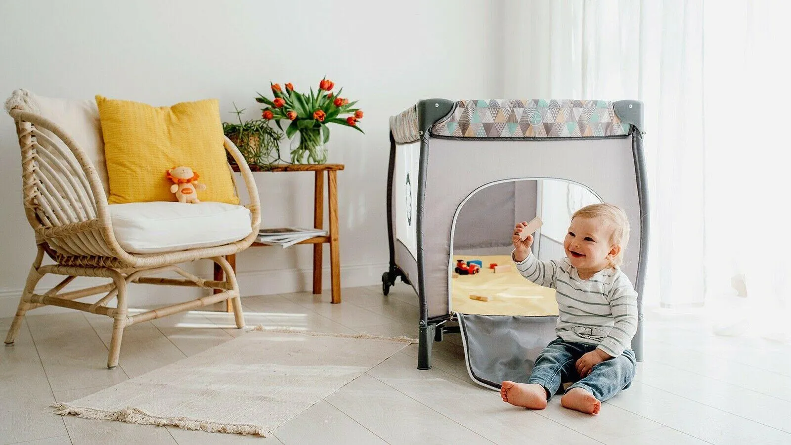 Baby bed toddler travel cot changing accessories SVEN LIONELO YELLOW SCANDI