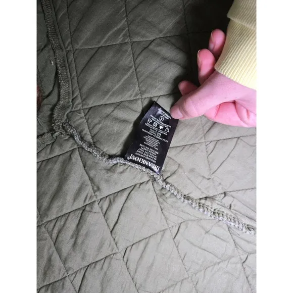Blank NYC Shacket Happy Camper Green Quilted Jacket Size Small