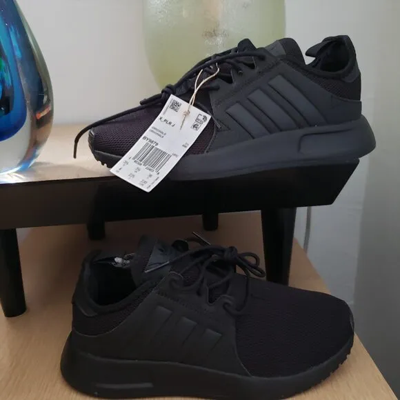 BNWT X_PLR Core Black monochrome KICKS (4)