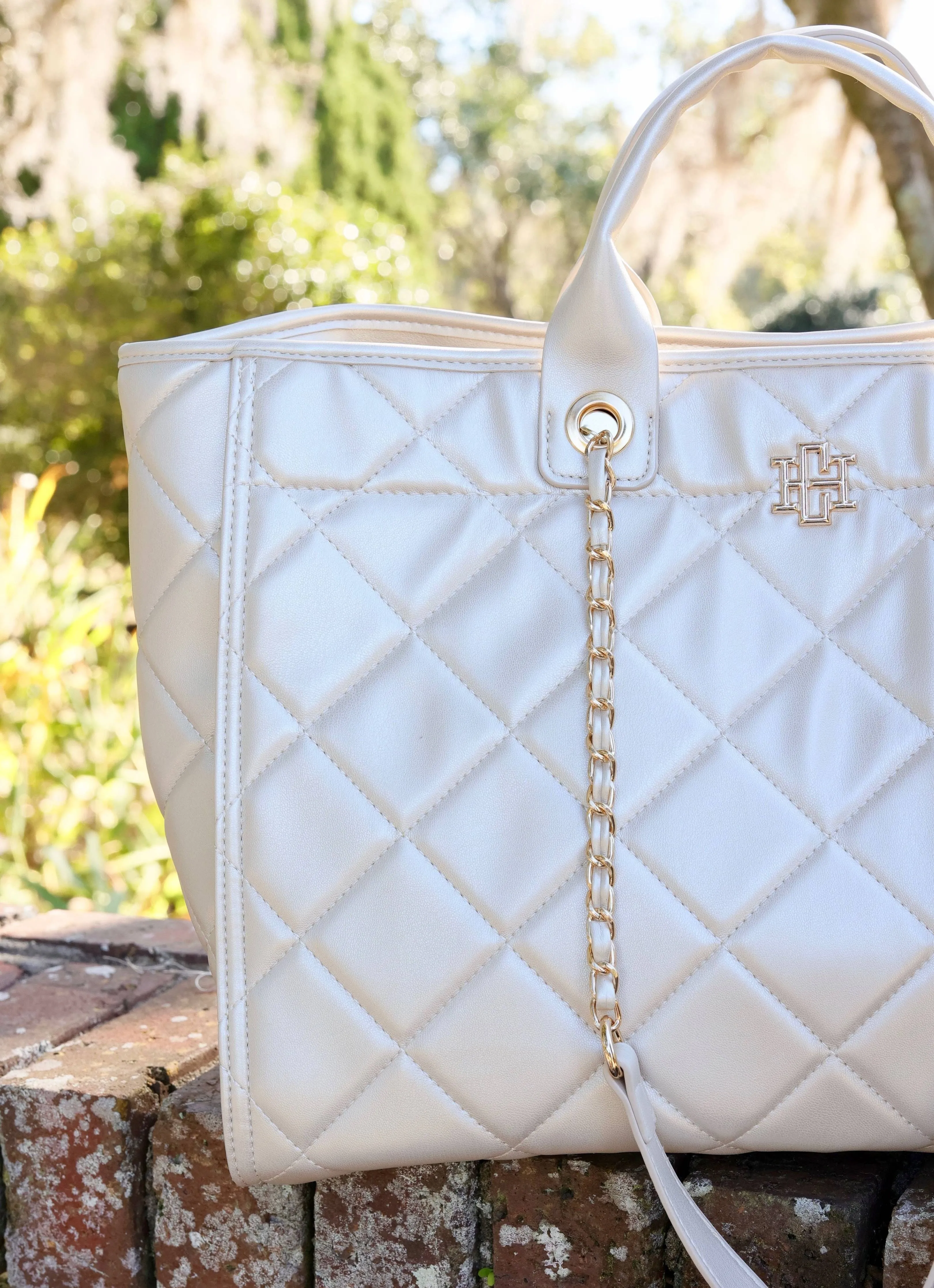 *Caroline Hill* Melissa Tote Bag Quilted