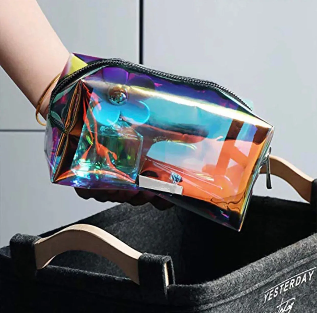 COSMETIC/TRAVEL TOILETRY BAG
