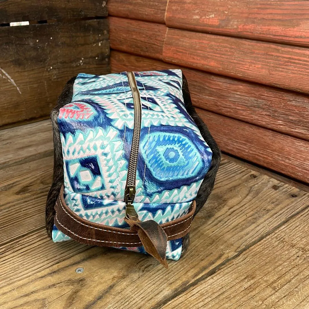 Dutton - Dark Brindle w/ Tucson Sundown Aztec