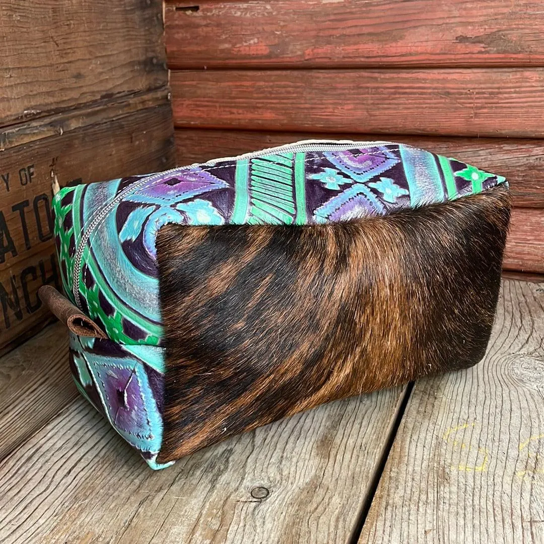 Dutton - Red Brindle w/ 90's Party Navajo