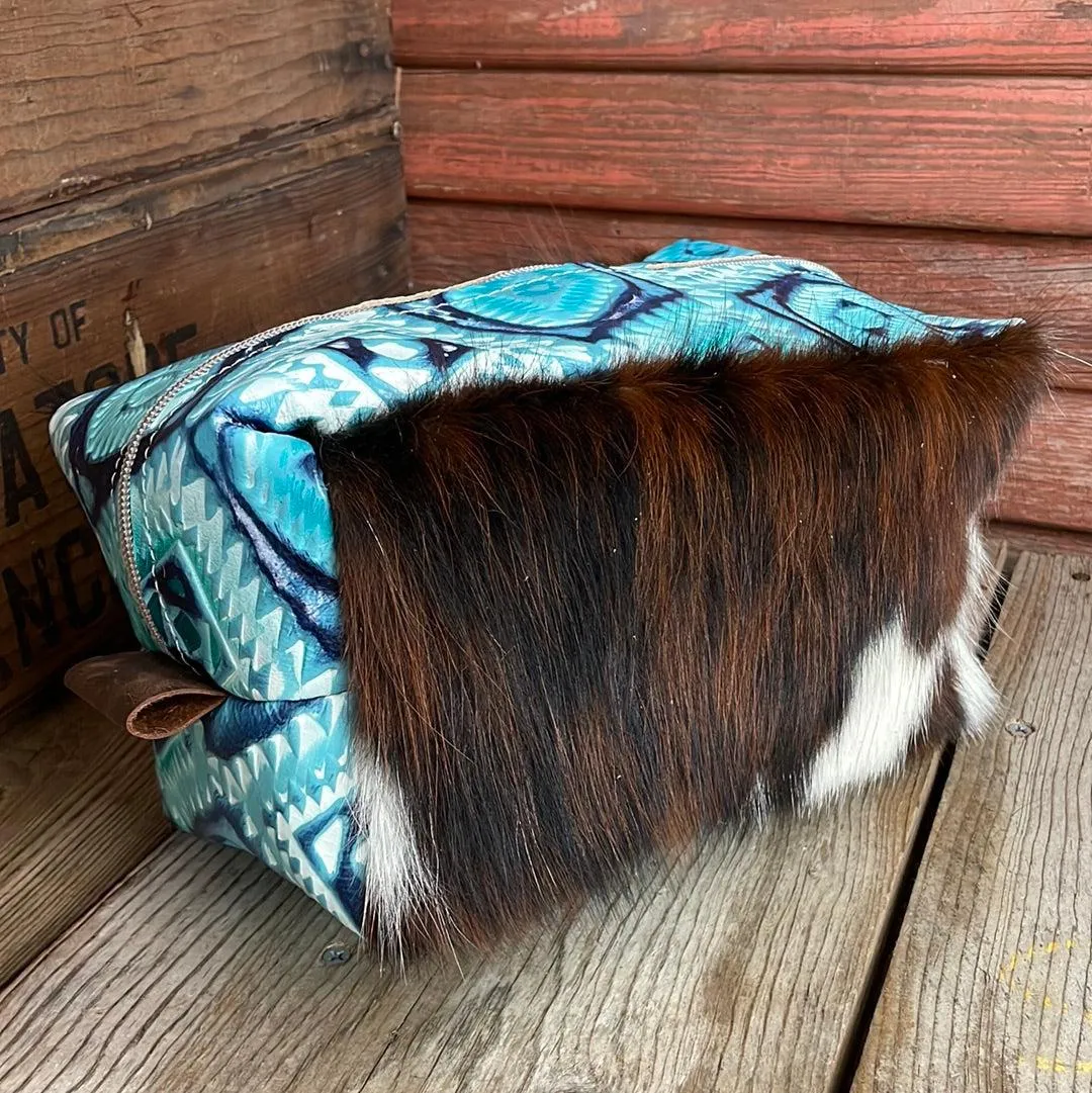 Dutton - Tricolor w/ Glacier Park Aztec