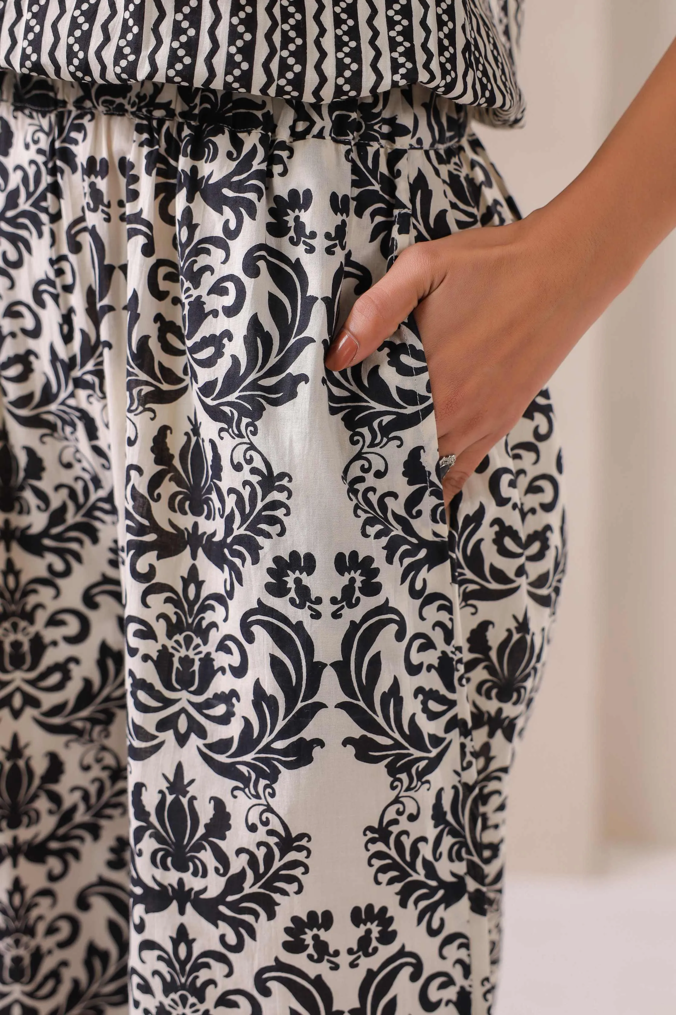 Elegant Cotton Jumpsuit for Women - Perfect Summer Outfit