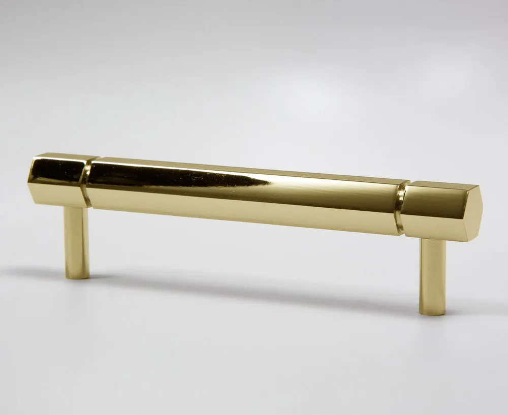 Facet-01 Handle