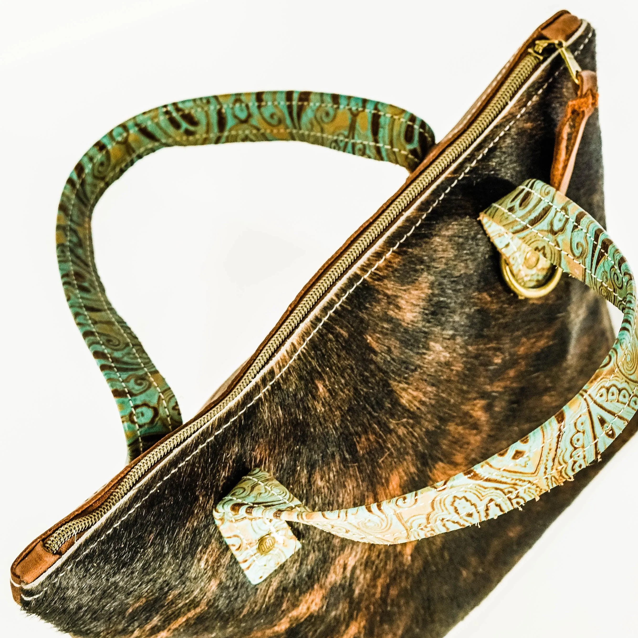 Feed Bag - Dark Brindle w/ Turquoise Venetian Tool