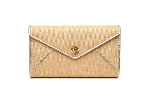 Frieda Clutch in Natural Wicker