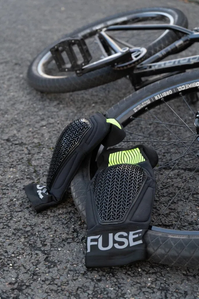 Fuse Omega Pocket Knee Pads
