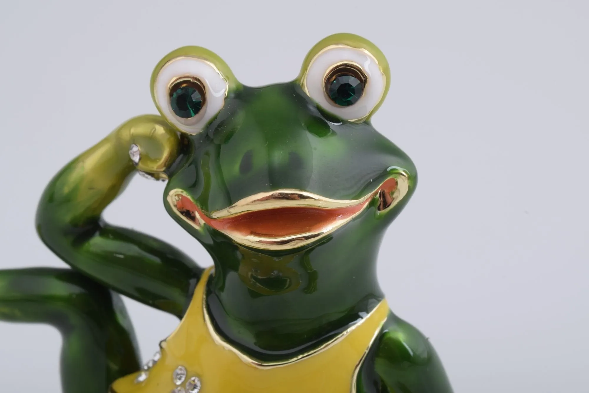 Gymnastic Frog with a Yellow Shirt