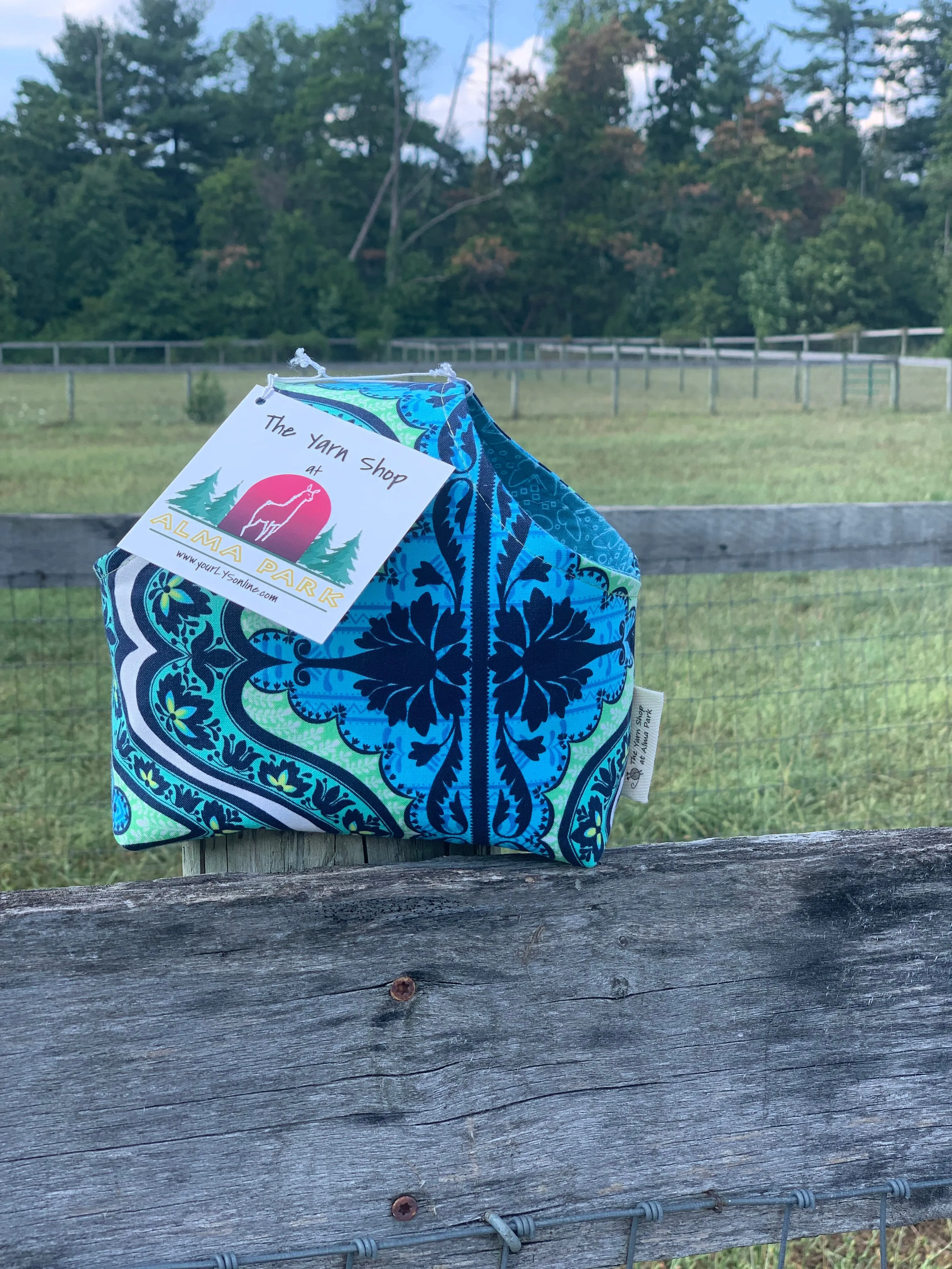 Handle Project Bag by Rose (Small)- Perfect for SOCK Knitters - Blue medallion /blue hearts