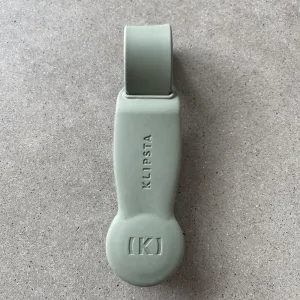 HAT CLIP - GREEN