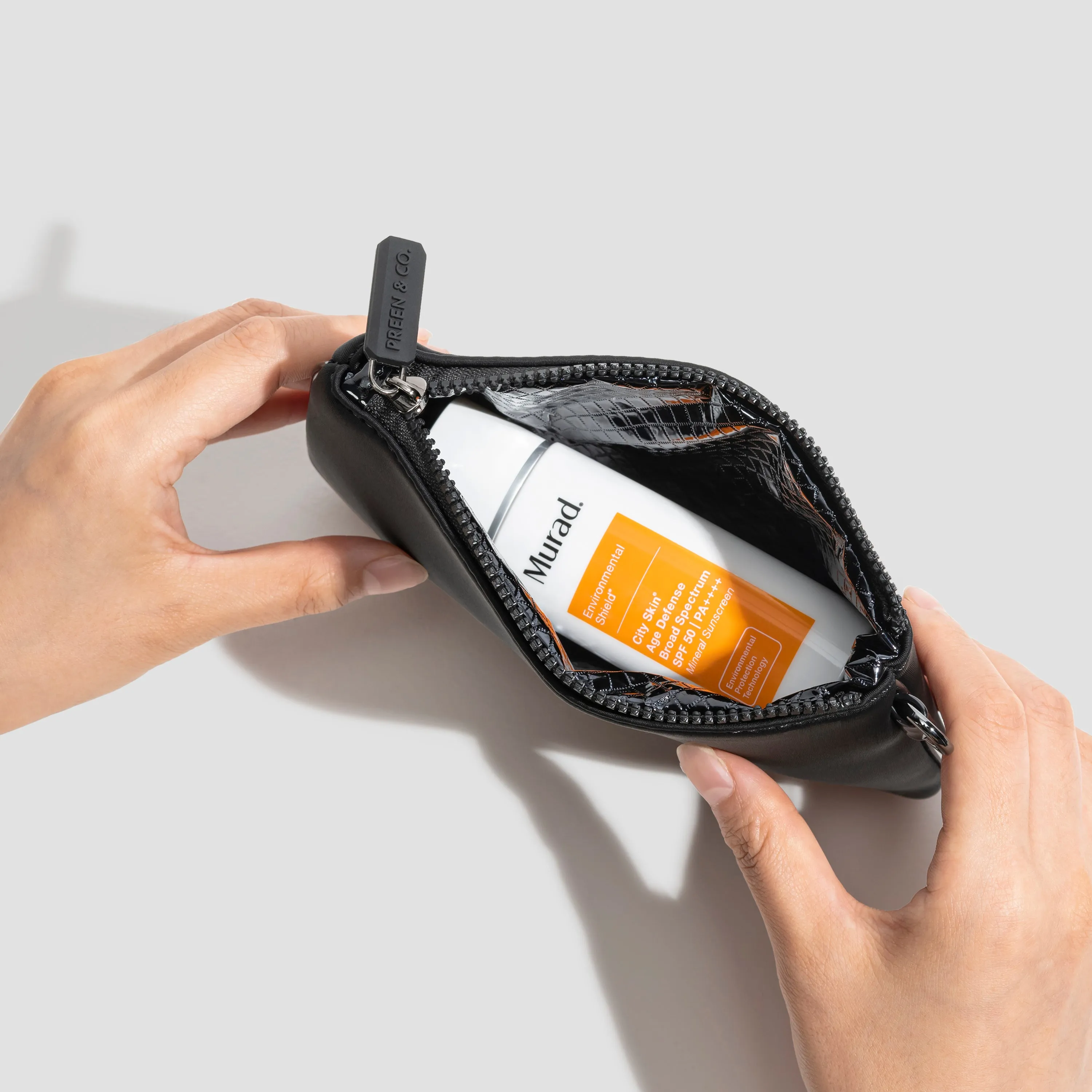 Heat Resistant Makeup Pouch Black & Oat Set 20% less