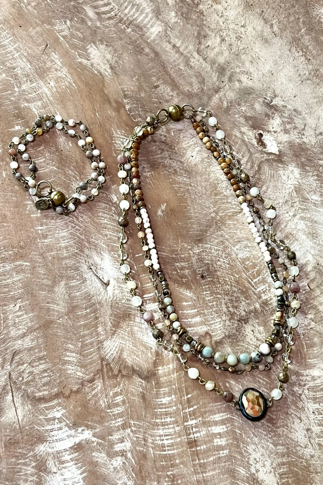 Justina Magnetic Necklace