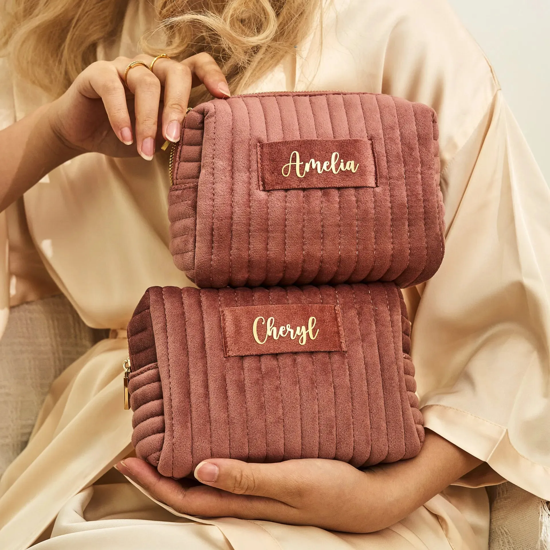 Kawaii Custom Velvet Makeup Bag 🎀✨ - Personalized Toiletry Pouch for Bridesmaids & Special Gifts 🌸💖