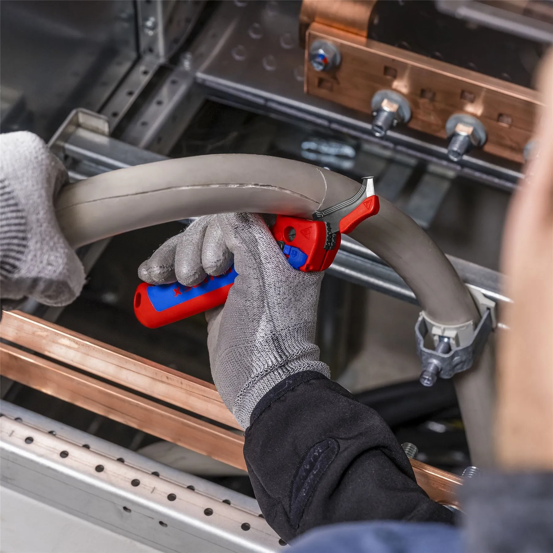 KNIPEX Stripping Knife with Guide Shoe 145mm Ratchet Function 16 50 145 SB