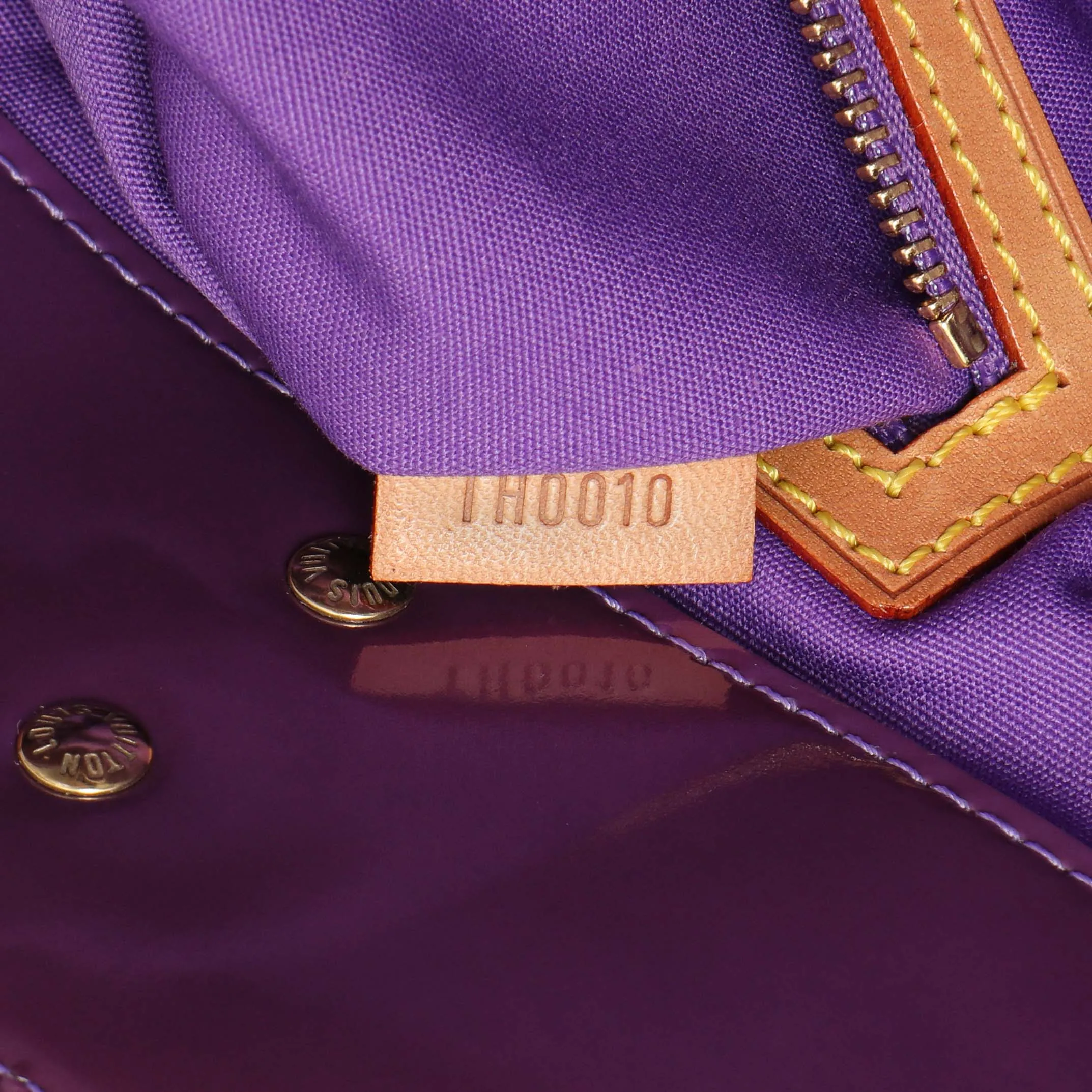 Louis Vuitton Purple Vernis Reade GM