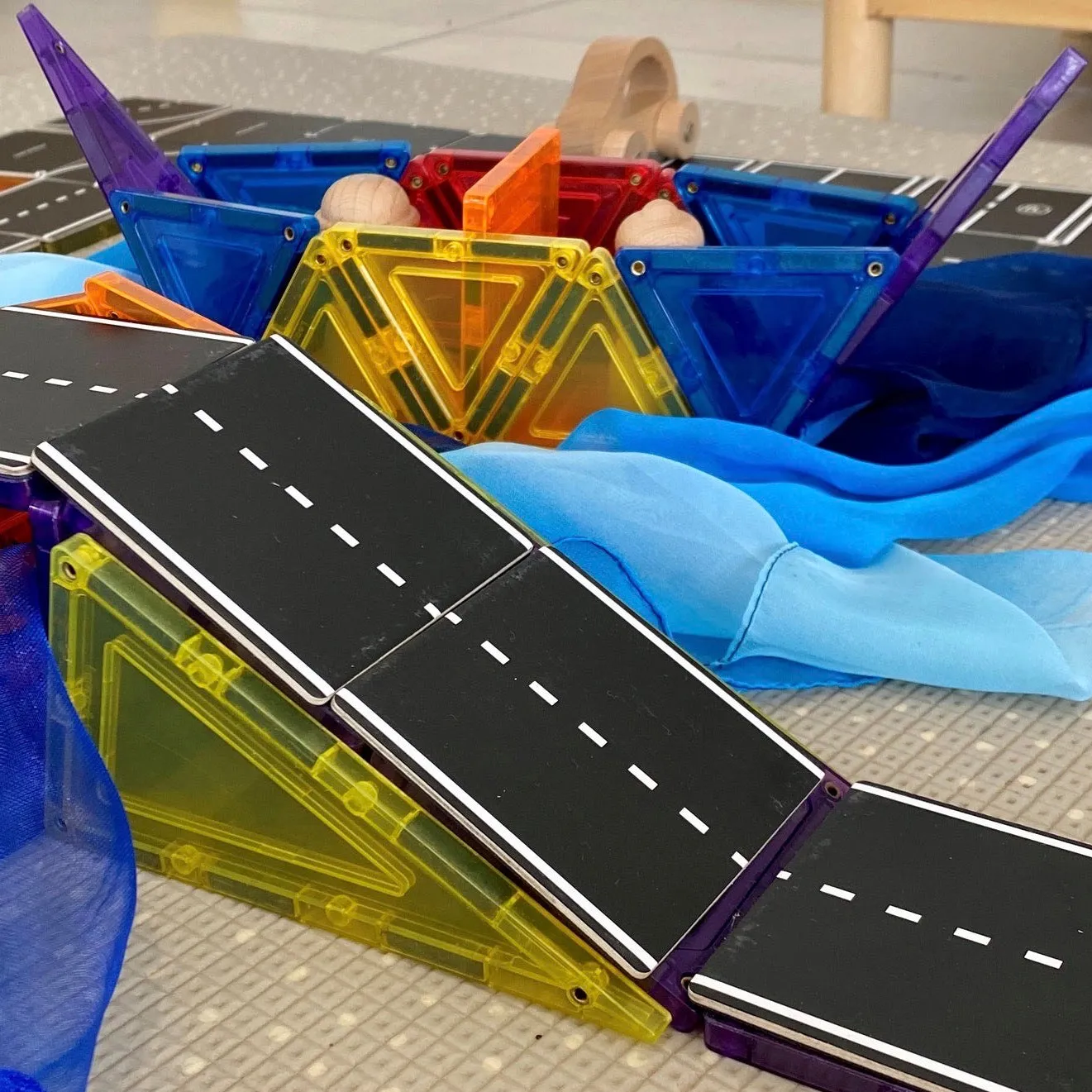 Magnetic Tile Toppers - Road - 40 pieces - 3 
