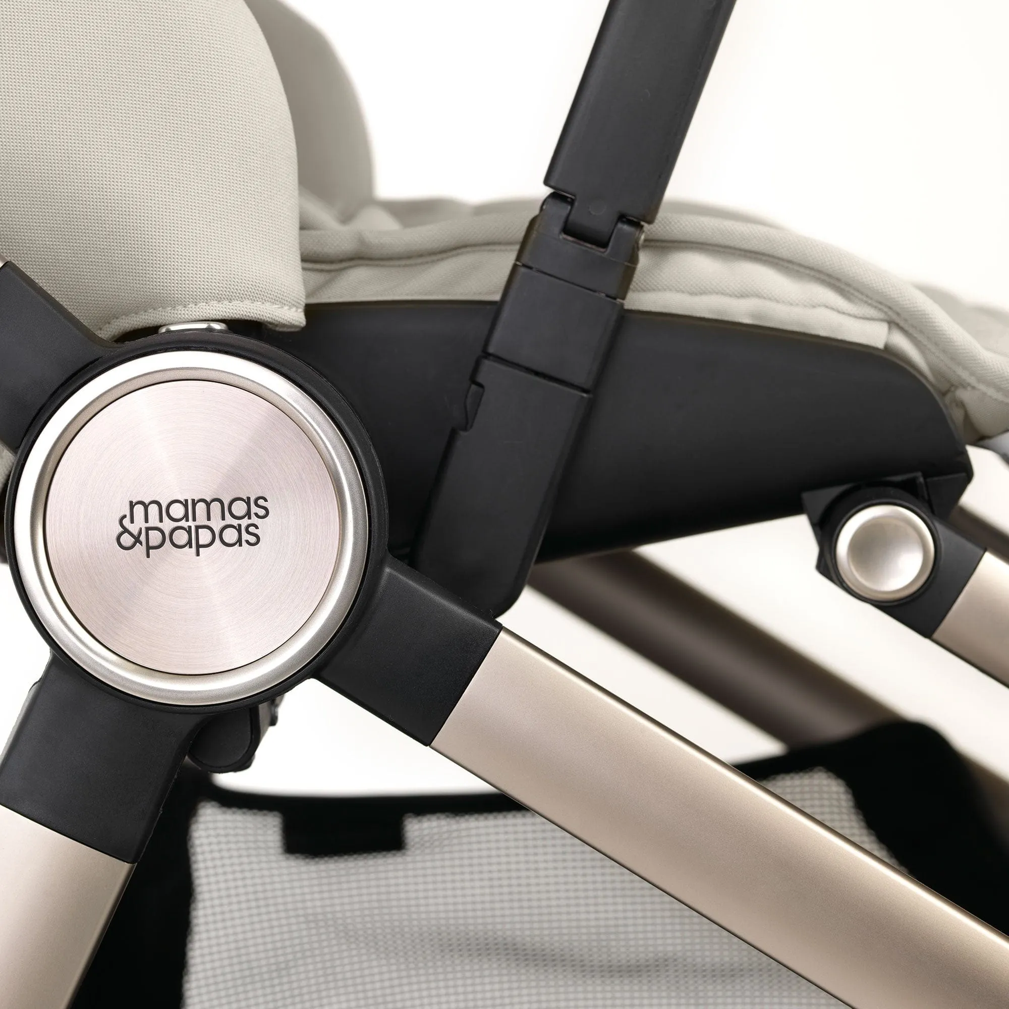 Mamas & Papas Vardo Complete Maxi-Cosi Bundle - Shell