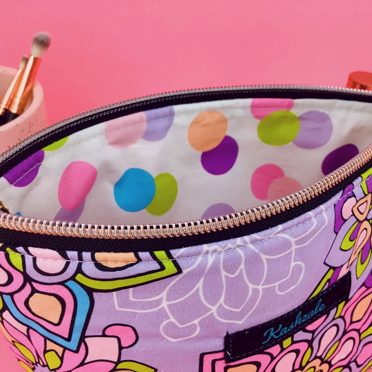 Mandala Magnifica Mauve Medium Cosmetic Bag. Exclusive Design.