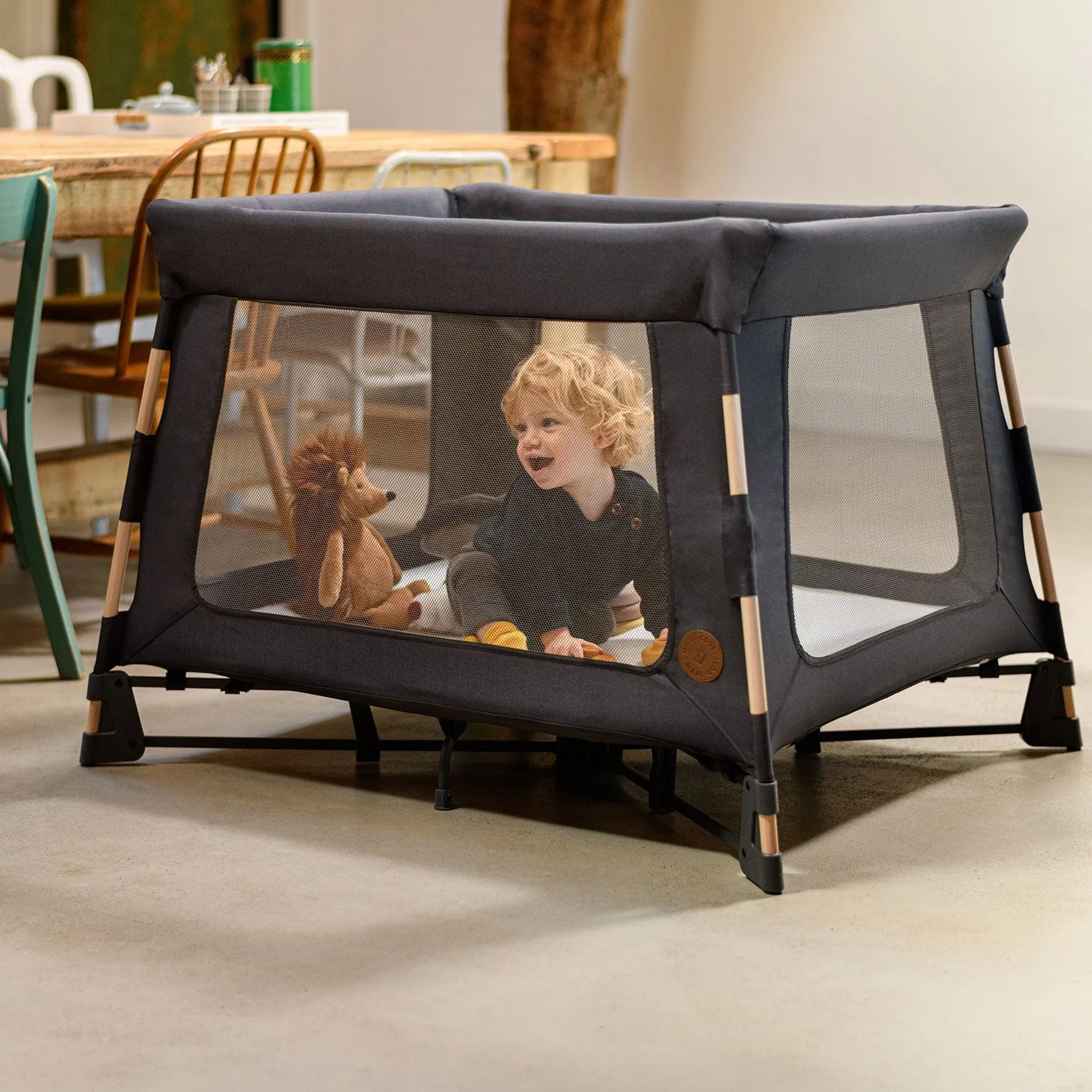 Maxi-Cosi Swift Playard - Beyond Graphite