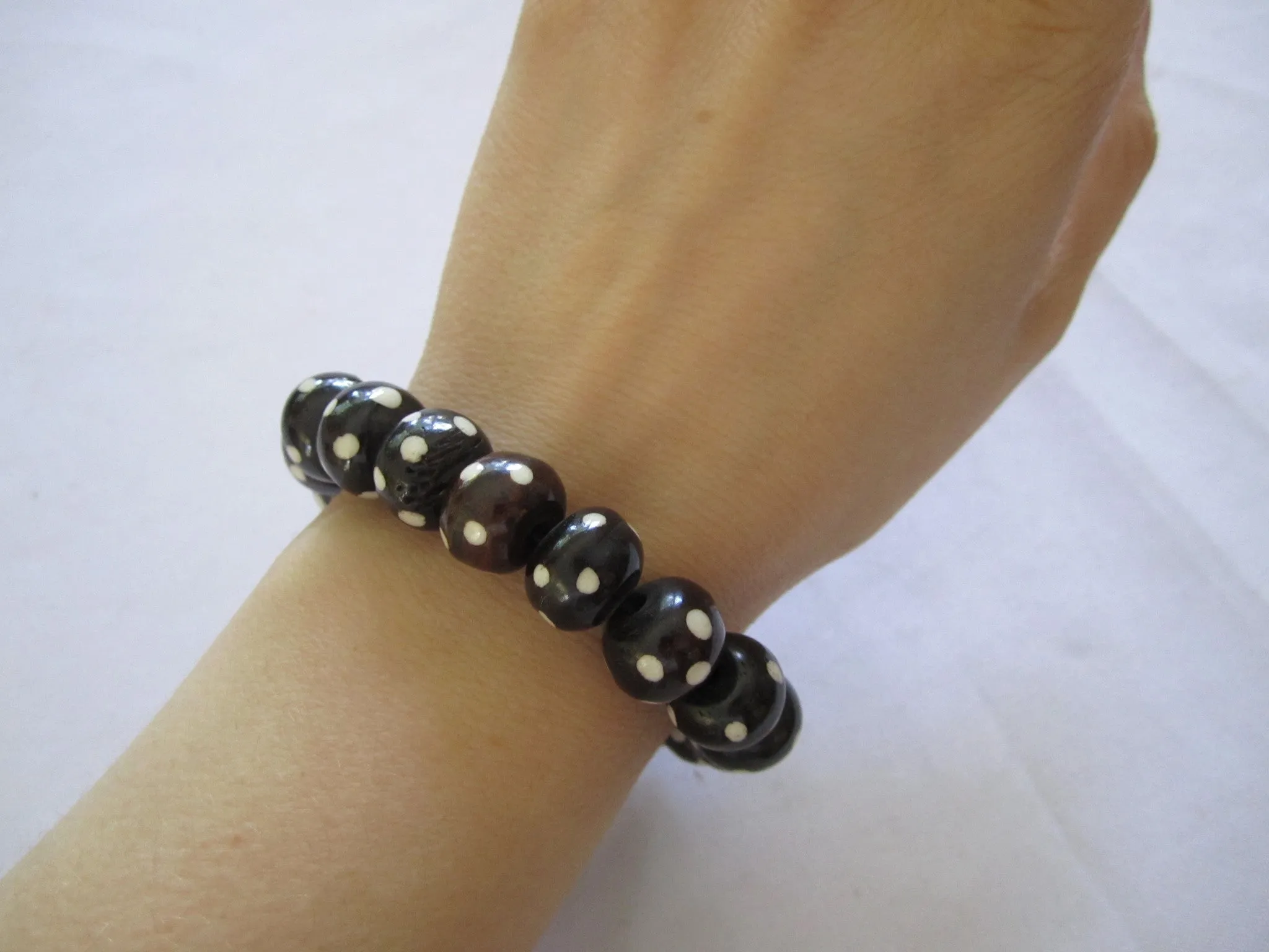 Nepal Bone Patterned Stretch Bracelet