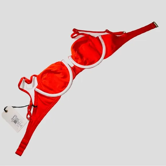 NWT Billabong Wave Trip Underwire Bikini Top