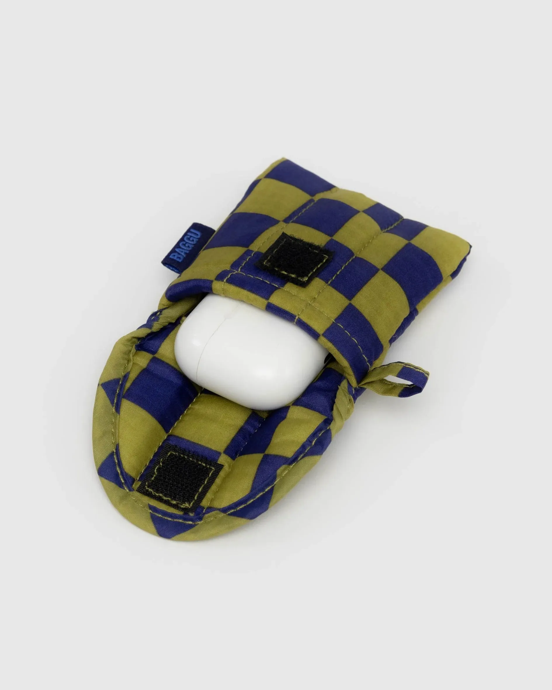 Puffy Earbuds Case - Pear Navy Checks