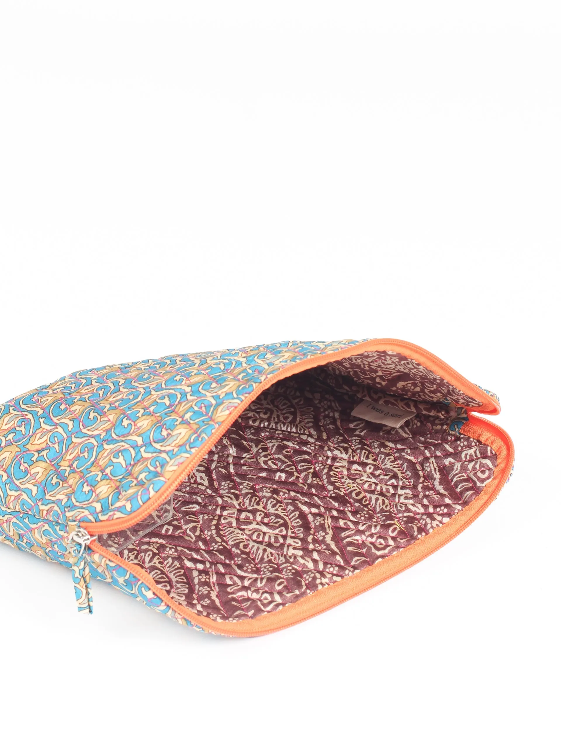 QUILTED LAPTOP SLEEVE 13_14