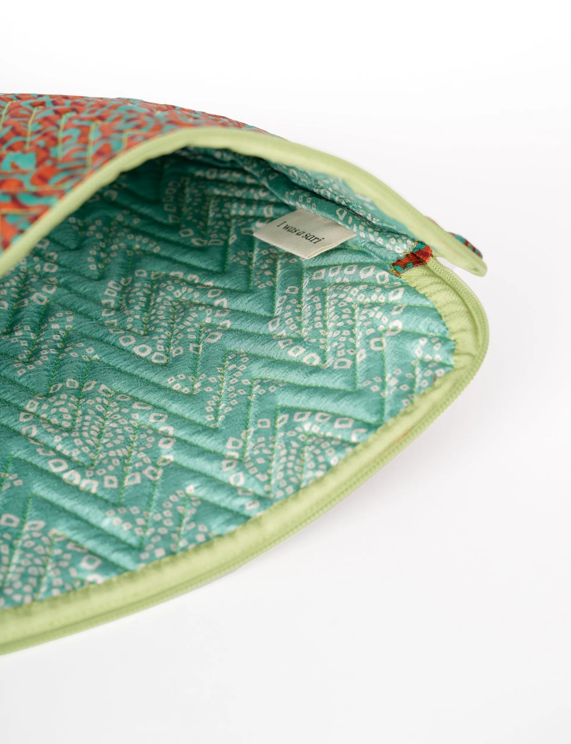QUILTED LAPTOP SLEEVE 15_16