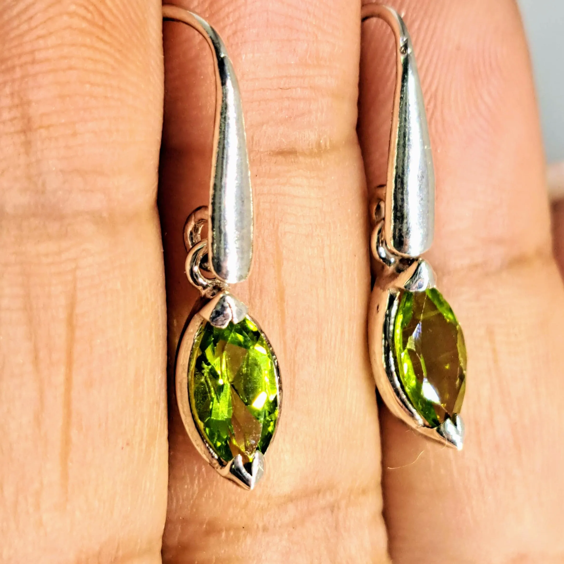 "Green Apple Candy" 1" Earrings - Peridot, Sterling