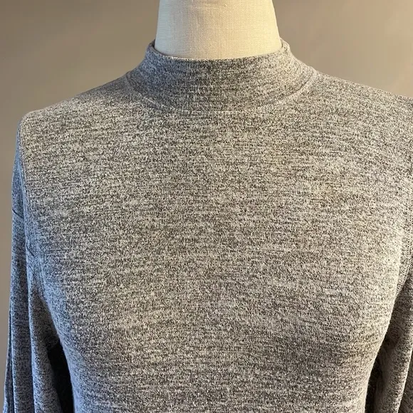 Rag and Bone Heather gray mock neck  long sleeve crop lightweight sweater Small