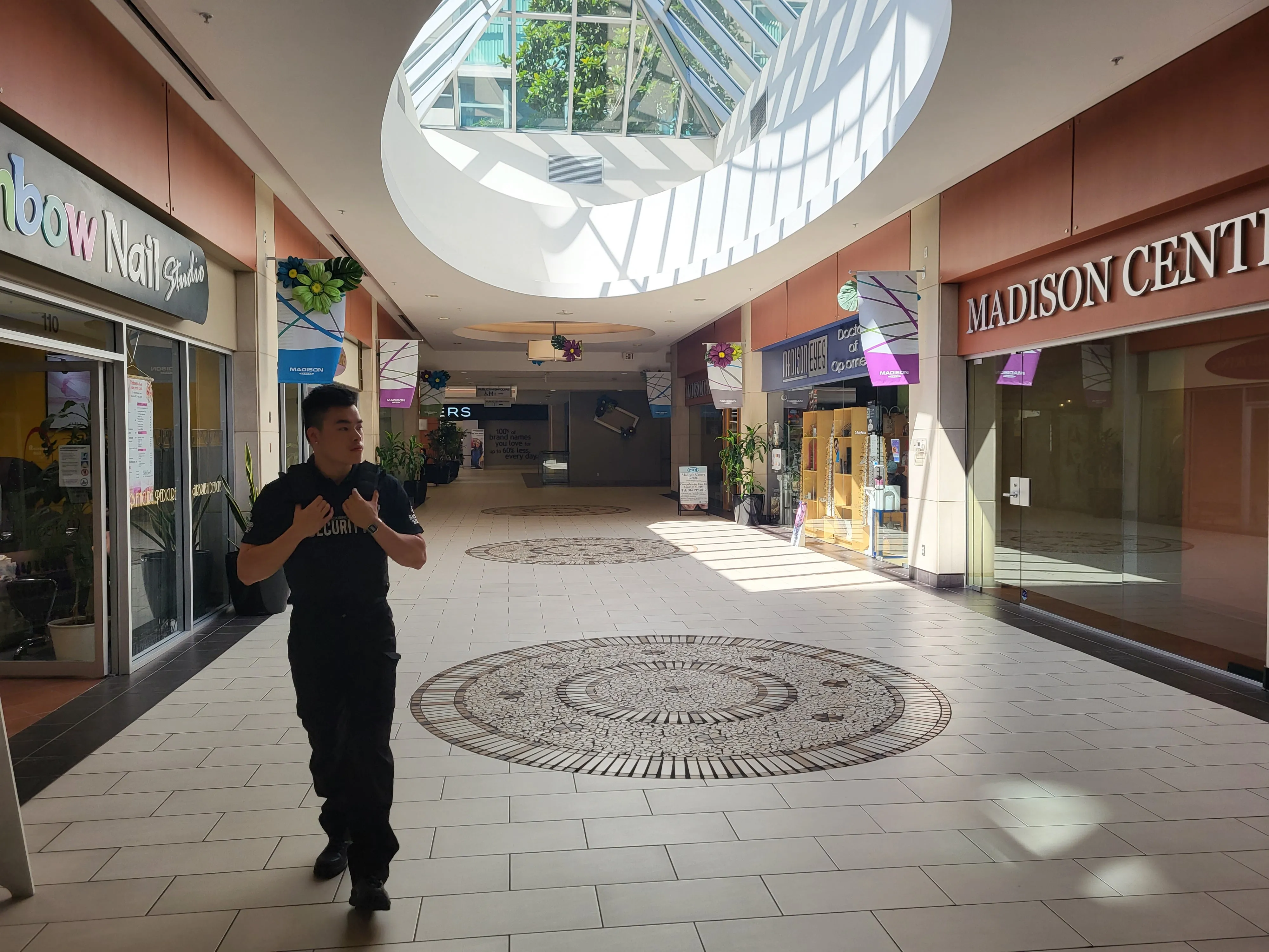 Shopping Mall Security
