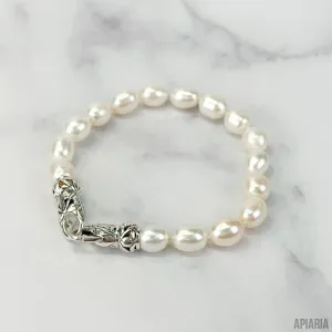 Single Strand Pearl Bracelet