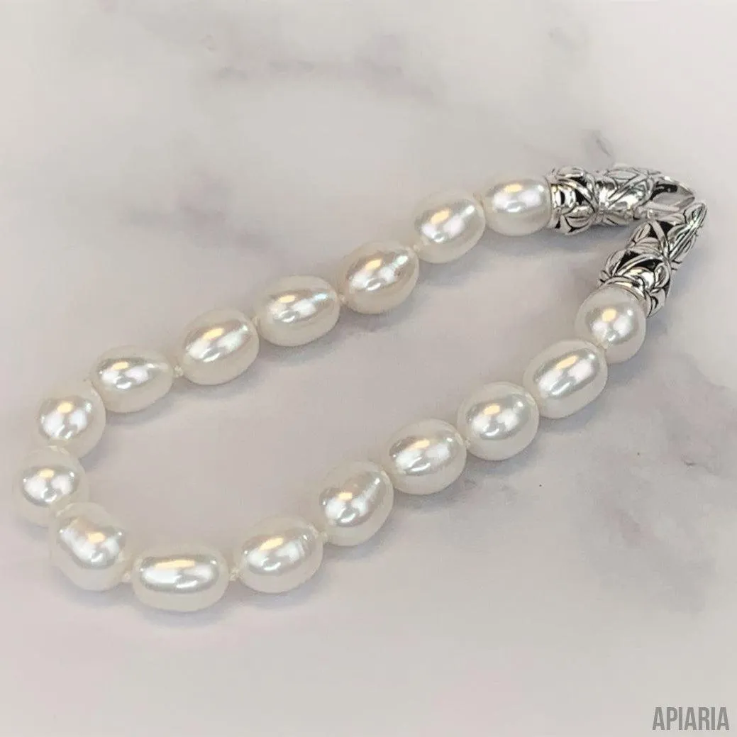 Single Strand Pearl Bracelet