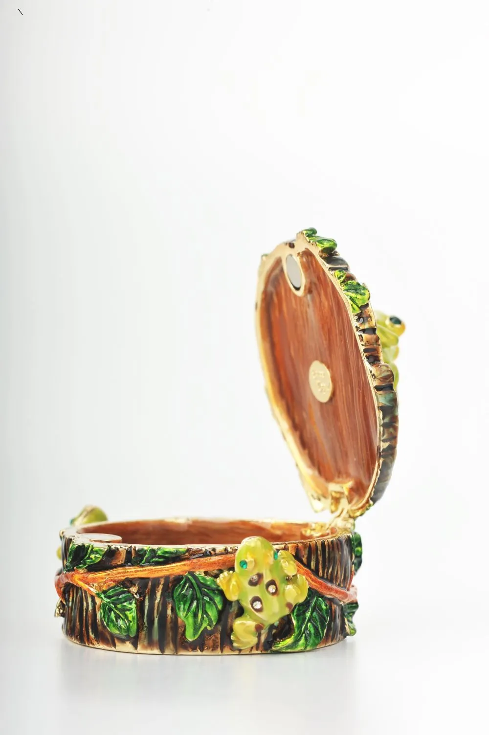 Three Frogs on Tree Trunk