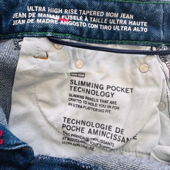 Tommy Hilfiger Embroidered Flowers Ultra High Rise Tapered Mom Jeans Size 4 NWOT