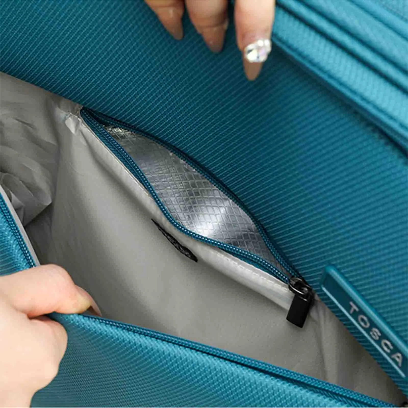 Tosca So-Lite 4W 54cm Carry-On Suitcase Teal