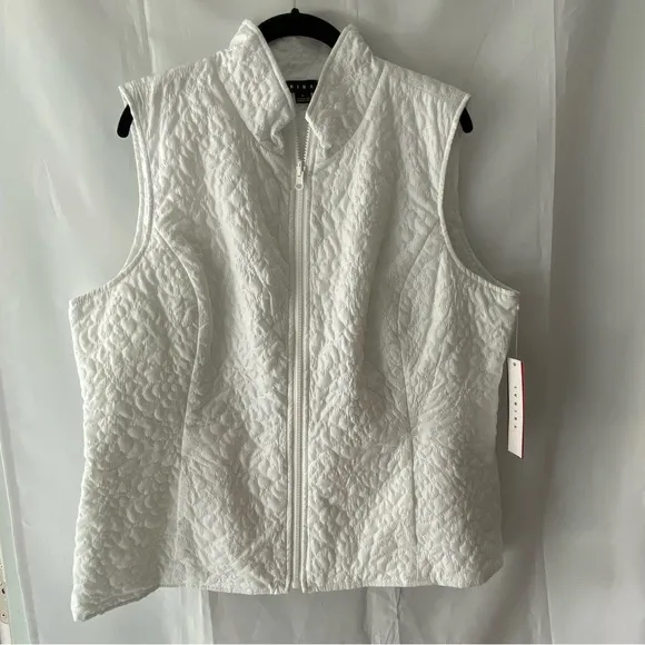 Tribal vest reversible white somewhat quilted smooth on other side SZ XL NWT.
