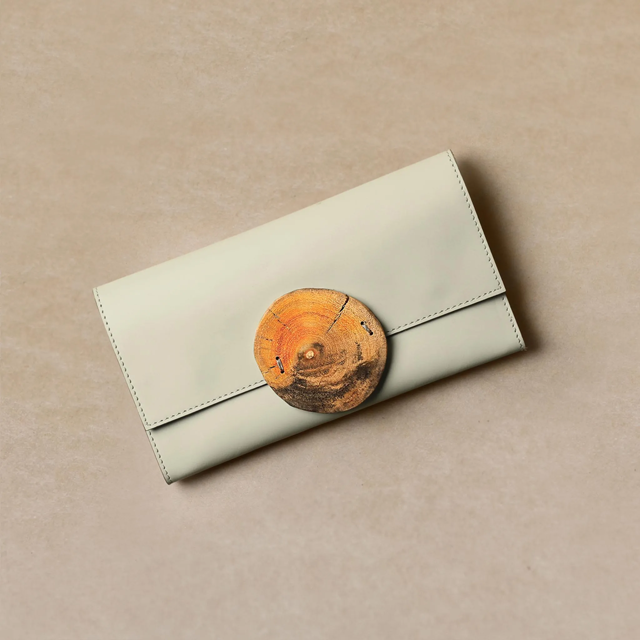 Trifold Wallet - Ivory