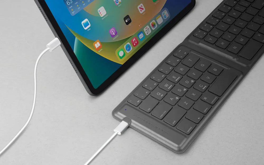 Uniq Forio Foldable Bluetooth Keyboard - Midnight (black)