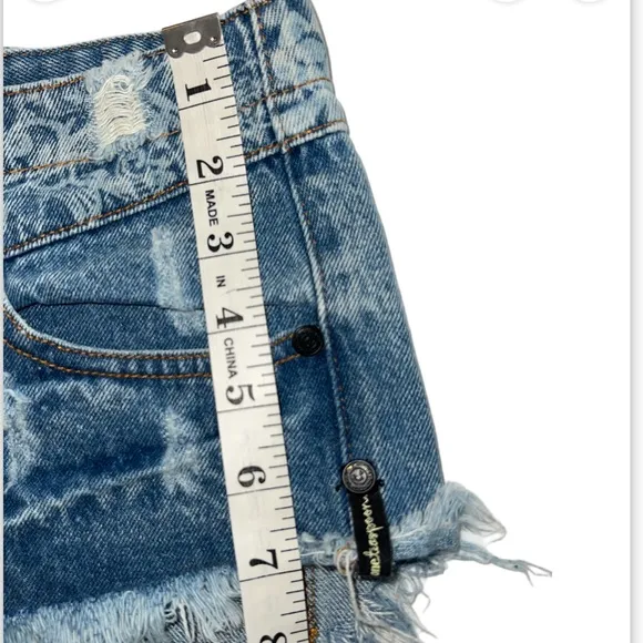 Unique One Teaspoon Patterned Fringed Shorts
