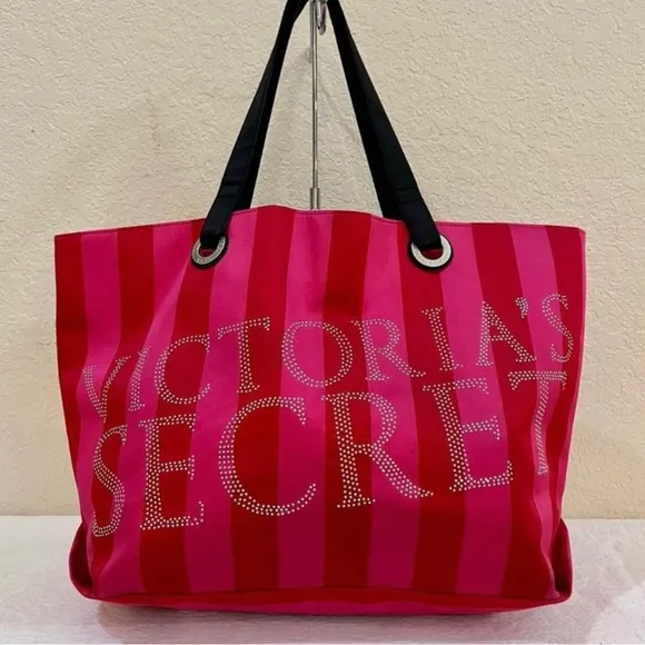VICTORIA'S SECRET FALL MYSTERY BOX - 6-8 ITEMS $350 PLUS Value!