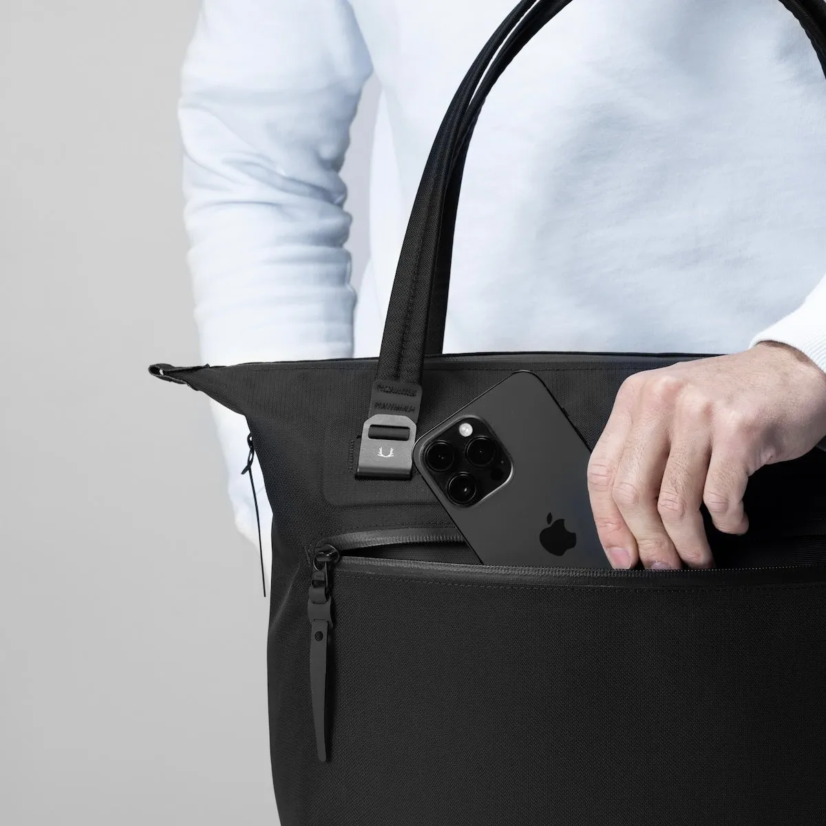 WPT-SHLDR-TOTE EMBERTEX™ PFAS FREE