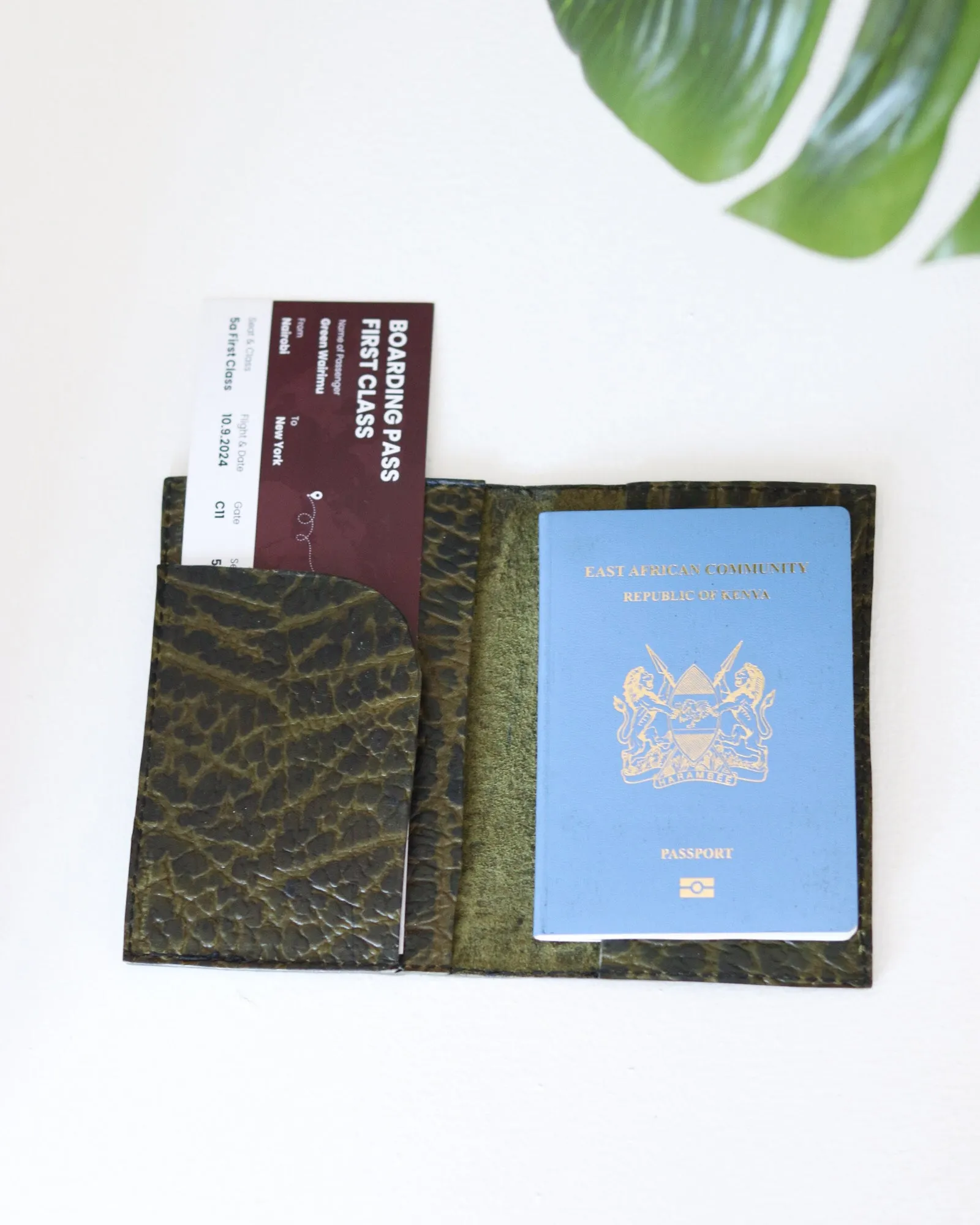 'Zuri' Leather Passport Holder & Luggage Tag Set
